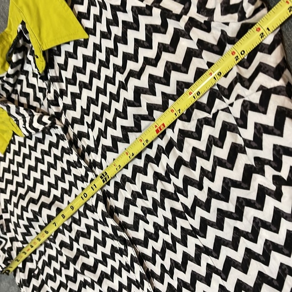 Zac & Rachel button up cotton-spandex size XL white with black zigzag 24-148 - Picture 8 of 8